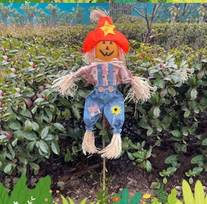 Halloween standing scarecrow pumpkin decoration for party bar home garden scene layout display