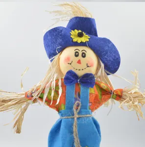 Thanksgiving scarecrow doll detail, autumn harvest festival party decorative figure prop display