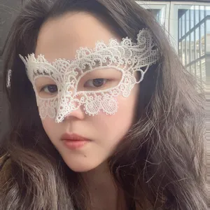 Weisse spitze hohle Augenmaske für Damen, elegante Maskenball Maske für Party, Ball und Festival.