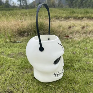 Halloween weißer Totenkopf Eimer aus Kunststoff Gespenst Kopf Süßigkeiten Glas Party Deko.