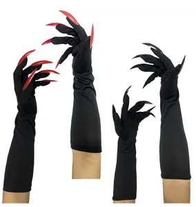 Longs gants de sorciere vampire noirs avec de faux ongles longs pour fete de costume Halloween.