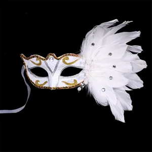 Halloween Maskerade Feder Maske Venezianische Spitzenbemalung Prinzessin Party Ball Maske mit Strass Perle Dekoration