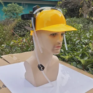 Casque a biere nouveaute avec double porte-canettes et pailles pour fetes en plein air