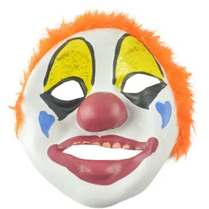 Halloween feest clown masker met oranje afro pruik, grappig kostuum accessoire voor feestjes.