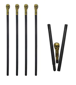 Détail d'accessoire de scepte baguette magique crâne amovible avec pièces assemblées et séparées.