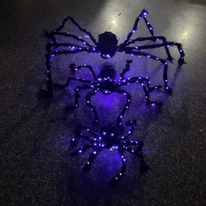 Halloween leuchtende Spinnen Set schwarze gruselige Party Requisiten mit violetten LED Lichtern