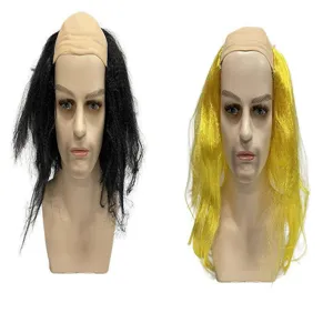 Vue détaillée de perruque chauve de fête rigolote avec des styles de coiffure originaux.