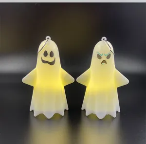 Decorazione con ciondolo a LED fantasma di Halloween, oggetti di scena per feste spettrali.
