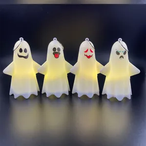 Halloween ciondolo fantasma luminoso LED luce festa decorazione appendiabiti set di quattro