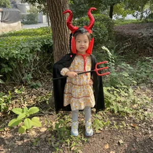Kids Halloween devil costume set with cape horns and pitchfork for party dress up