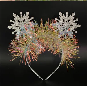 Diadema de copo de nieve colorido con purpurina y flecos iridiscentes para fiesta de Navidad.