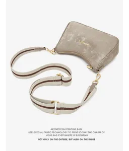 Chique retro vrouwen hobo schoudertas met brede riem, mooie modieuze crossbody tas.