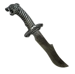 Fantasie Tierkopf Cosplay Dolch Requisite, vintage silberner Metalloptik Party Waffe Spielzeug.