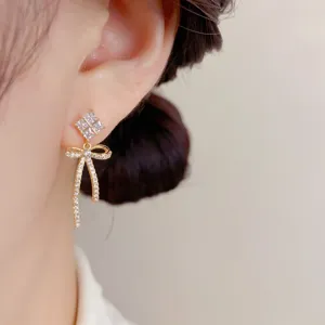 Wunderschöne S925 Silber Nadel Zirkon Diamant Schleife Ohrringe, elegante Mode Schmuck.