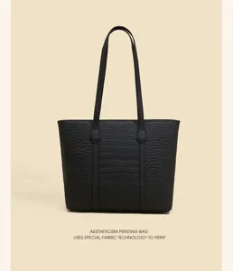 Classic black crocodile pattern tote bag for women, large capacity minimalist design commuting bag.