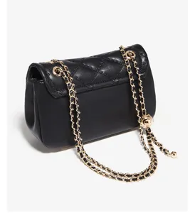 Sac à bandoulière en cuir matelassé noir avec chaîne dorée, sac à rabat classique pour femme.