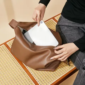 Brown soft leather shoulder bag large capacity slouchy hobo tote bag for women daily use