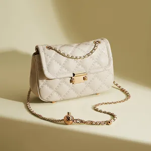 Sac Bandoulière Matelassé pour Femmes Cuir Synthétique Minimaliste Sac à Main Élégant Pochette à Rabat Sac Quotidiens