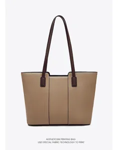 Detailed view of the elegant women's leather tote bag, large capacity commuting handbag.