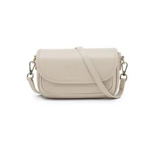 Retro leather crossbody bag for women, casual versatile stylish single shoulder saddle bag.