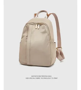 Zaino donna leggero e versatile, elegante borsa da viaggio per il lavoro quotidiano