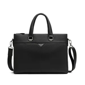 Elegante borsa ventiquattrore in vera pelle da uomo, borsa porta PC professionale nera.