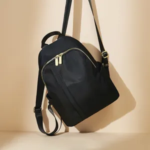 Zaino Casual in Nylon Per Donna Leggero Viaggio Daypack Grande Capacità Borsa da Lavoro Elegante