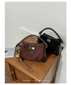 Bolso de mano retro de ante para mujer bandolera versátil pequeño bolso otoño invierno