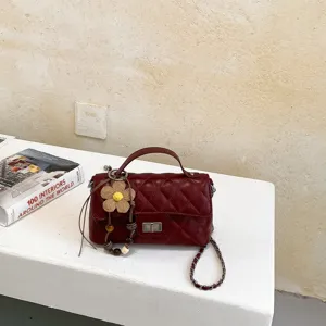 Κομψή καπιτονέ γυναικεία τσάντα ώμου με αλυσίδα, μικρή τετράγωνη τσάντα χιαστί.