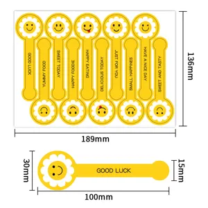 Gelbe lange Backaufkleber Bogen mit niedlichem Smiley-Gesicht Design und Maßangaben.