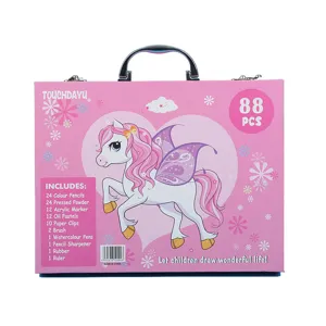 Coffret d'art pour enfants de 88 pièces en boîte licorne rose avec crayons et pastels.