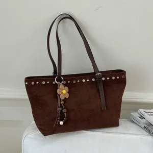 Sac Cabas Vintage Grande Capacité en Suédine pour Femmes Rétro Rivets Franges Sac à Bandoulière en Simili Cuir pour Trajet