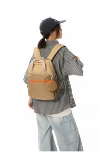 Sac à dos décontracté pour femme, sac de voyage léger avec petite pochette amovible.