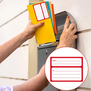 Etiquetas adhesivas de direccion con campos de remitente y destinatario para sobres.