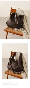 Retro brown leather tote bag, large capacity shoulder underarm bag for daily commute.