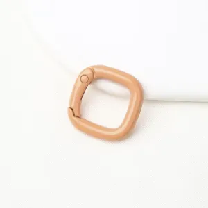 Vierkante veergesp metalen ring karabijnhaak DIY tas sieraden accessoire detail weergave