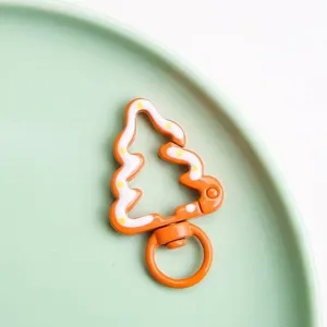 Christmas tree shape drip oil alloy spring clasp DIY jewelry accessory keychain detail.