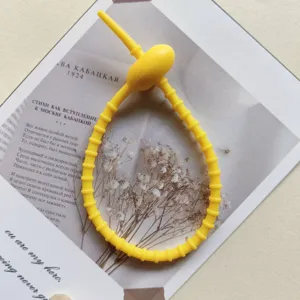 Gele siliconen tadpole kabelbinder kabelwinder, flexibele ophanging DIY accessoire.