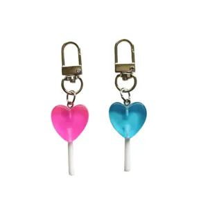 Portachiavi lecca-lecca a forma di cuore simpatico ciondolo borsa caramella rosa e blu resina anello