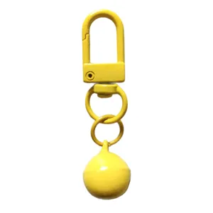 Portachiavi con moschettone in metallo giallo e campanello accessorio per borsa fai da te.