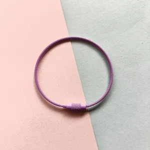 Lila Stahldraht Schlüsselanhänger Ring mit Schraubverschluss für DIY Taschen Zubehör neu.