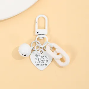Porte-clés cœur chaîne acrylique blanche clochette mignon pendentif sac accessoire