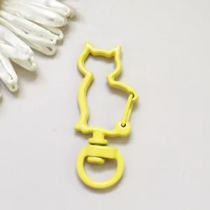 Carino moschettone girevole a forma di gatto giallo portachiavi in metallo DIY dettaglio