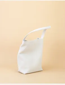 Minimalist genuine leather bucket shoulder bag for women, large capacity daily commuter hobo bag.