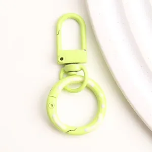 Groene legering sleutelhanger veerring accessoire voor DIY tassenhanger detailweergave