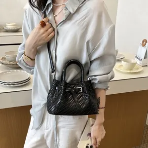 Schicke schwarze gewebte Umhängetasche für Damen, vielseitige Alltagshandtasche.
