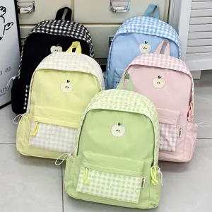 Mignon sac à dos à carreaux japonais avec broderie de pomme, cartable léger pour étudiant.
