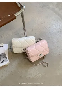 Καπιτονέ τσάντα ώμου από λουστρίνι, μινιμαλιστική ρετρό τσάντα χιαστί για γυναίκες.