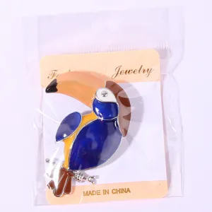 Cute colorful toucan bird enamel brooch pin for women fashion jewelry accessories.