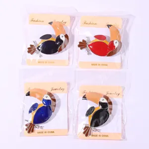 Cute toucan bird brooch pin set enamel cartoon fashion jewelry accessories for women daily wear.